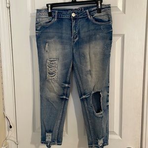 Rue 21 Mid Capri pants